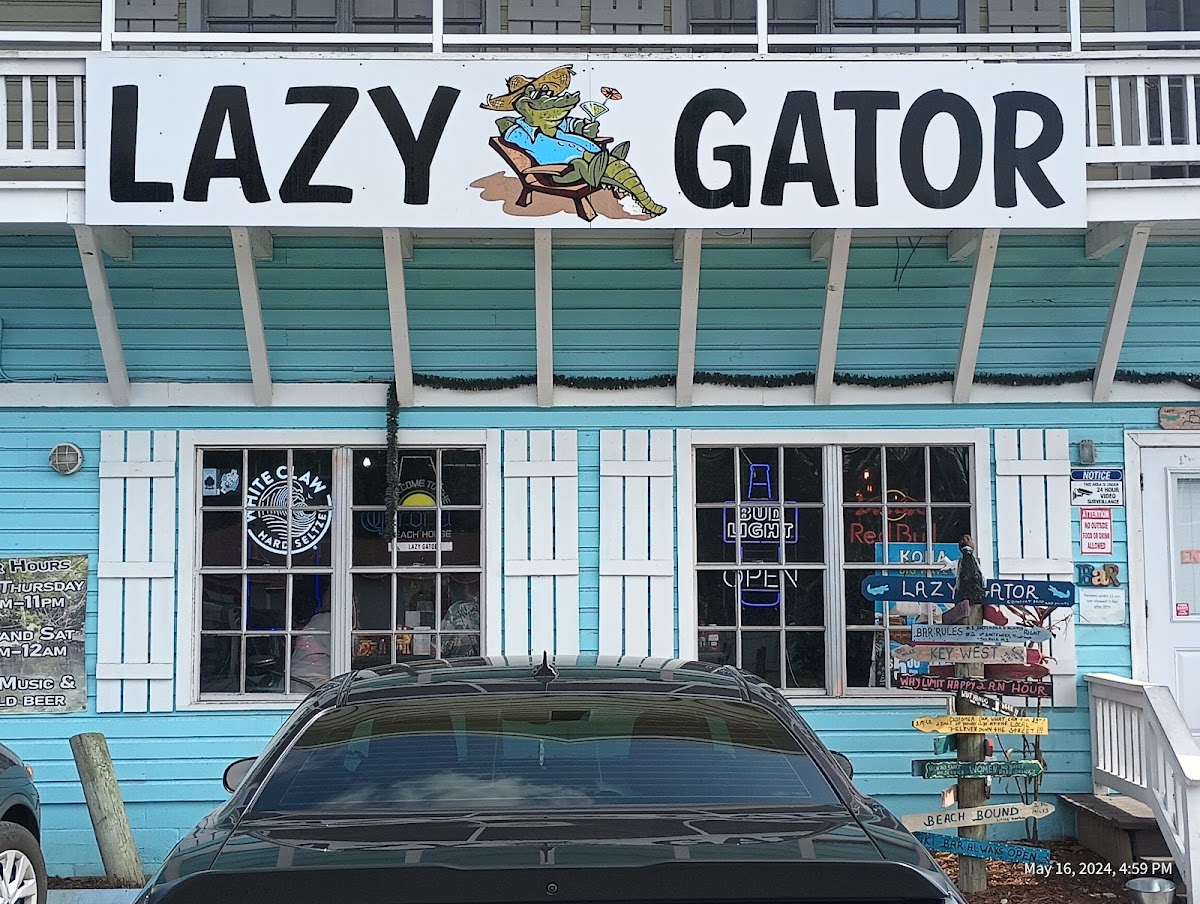 Lazy Gator Ruskin Llc